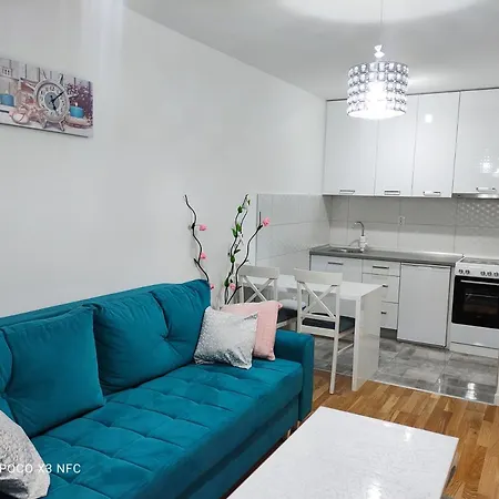 Pahuljica Apartment Lukavica